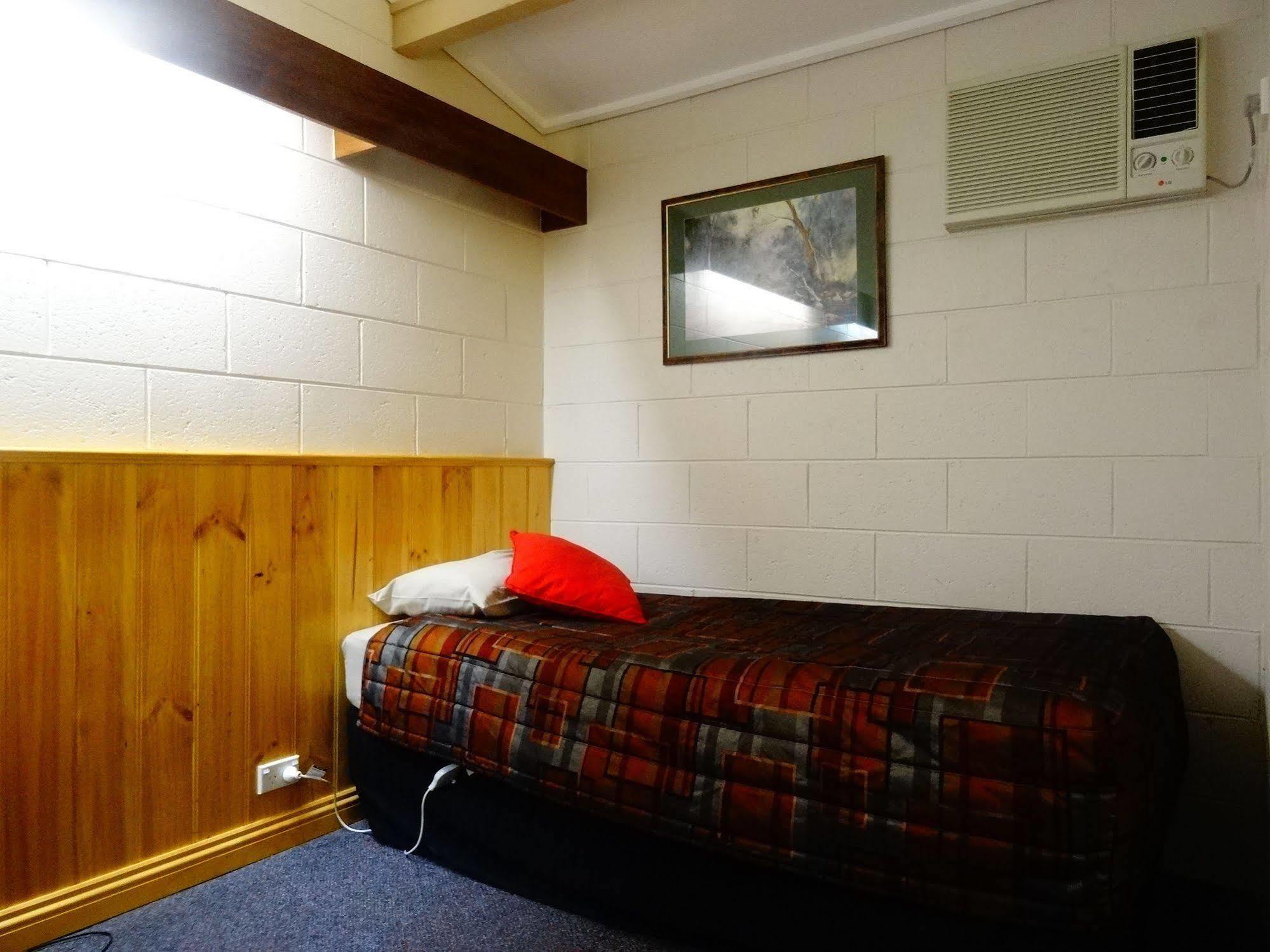 煤溪汽车旅馆 Korumburra 外观 照片